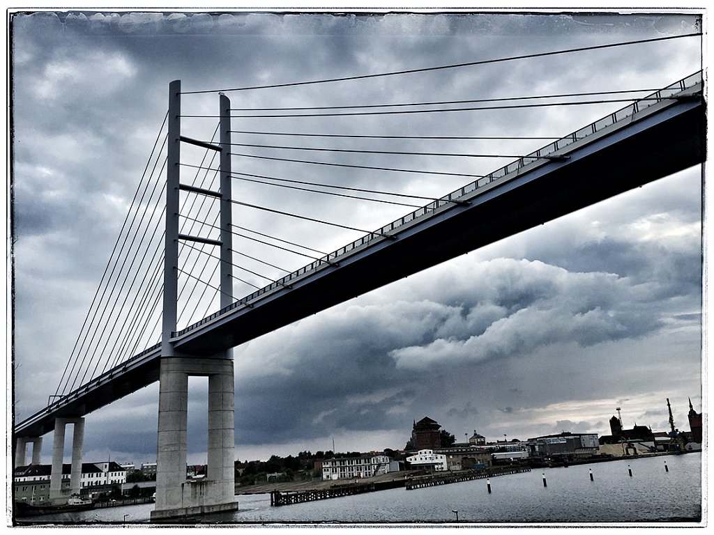 ruegen-bruecke.jpg